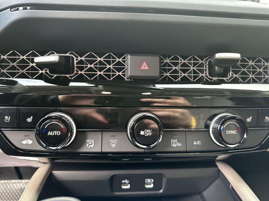 new 2025 Honda Accord Hybrid car, priced at $38,860