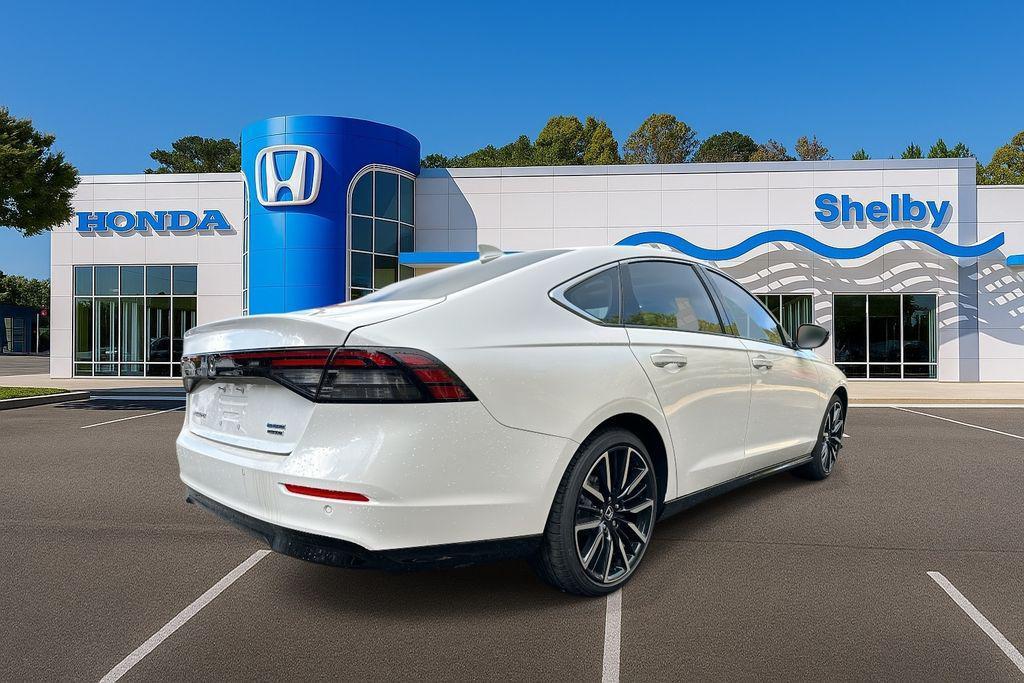 new 2025 Honda Accord Hybrid car, priced at $38,042