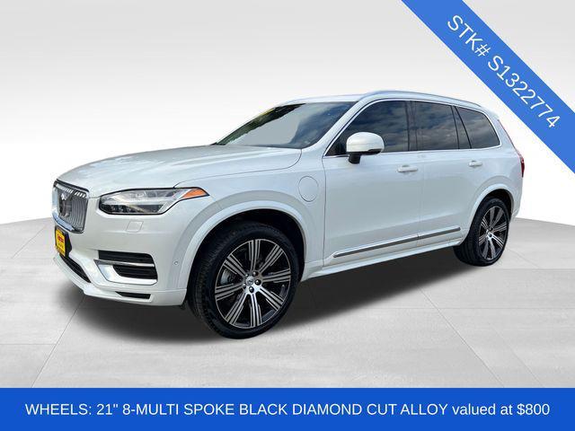 used 2025 Volvo XC90 Plug-In Hybrid car, priced at $56,000