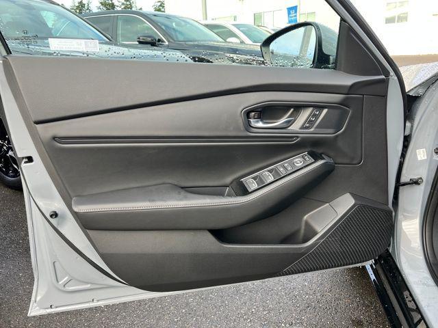 new 2025 Honda Accord Hybrid car, priced at $35,997