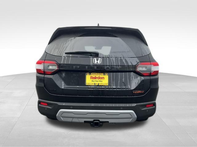 new 2025 Honda Pilot car, priced at $49,395