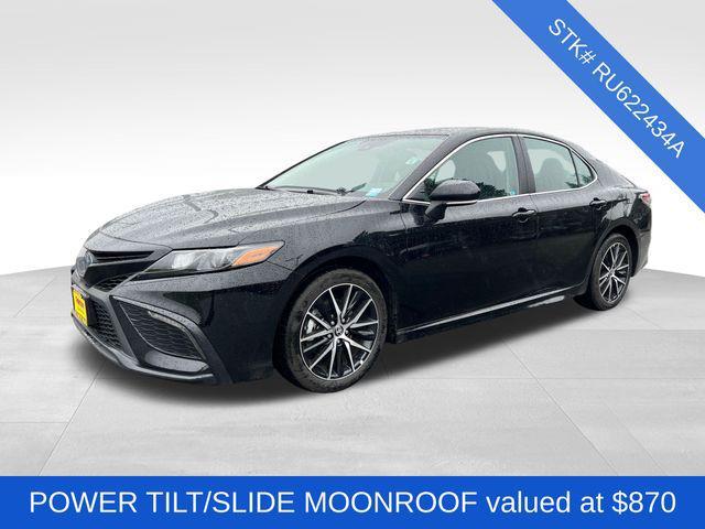 used 2024 Toyota Camry Hybrid car, priced at $28,888