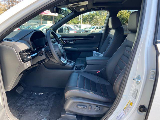 new 2026 Honda CR-V Hybrid car, priced at $40,995