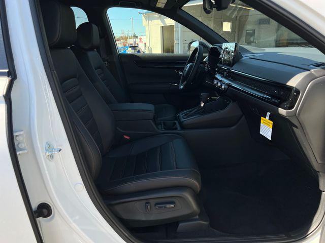 new 2026 Honda CR-V Hybrid car, priced at $40,995