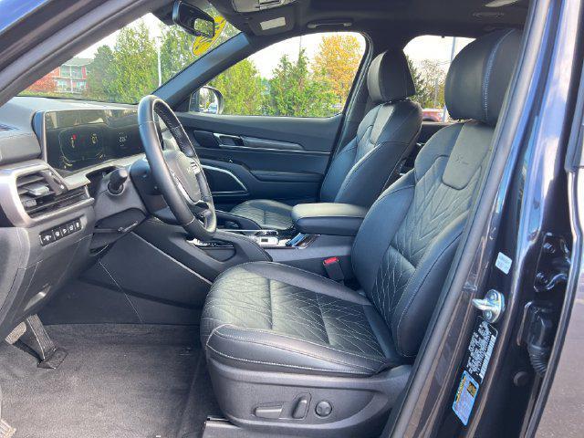used 2025 Kia Telluride car, priced at $39,177