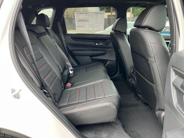 new 2026 Honda CR-V Hybrid car, priced at $39,795