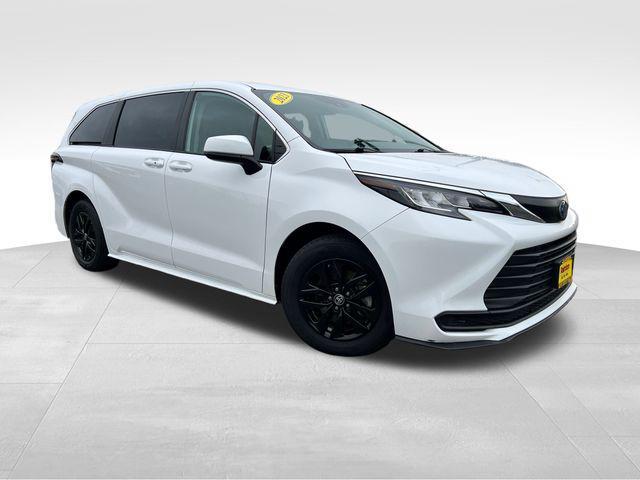 used 2023 Toyota Sienna car, priced at $31,000