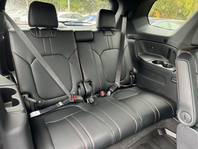 new 2025 Honda Pilot car, priced at $45,997