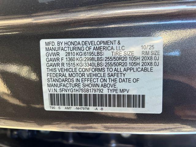 new 2025 Honda Pilot car, priced at $49,595