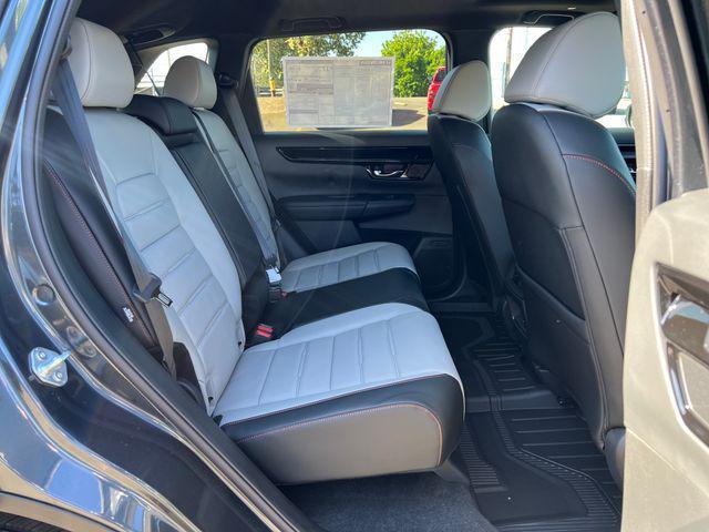 new 2026 Honda CR-V Hybrid car, priced at $40,495