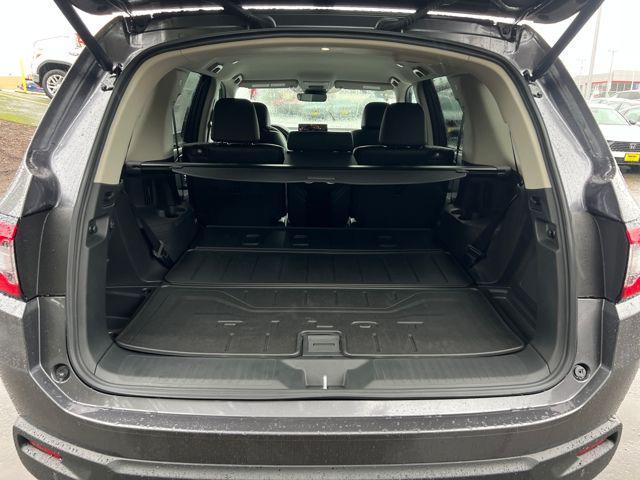 new 2025 Honda Pilot car, priced at $46,325