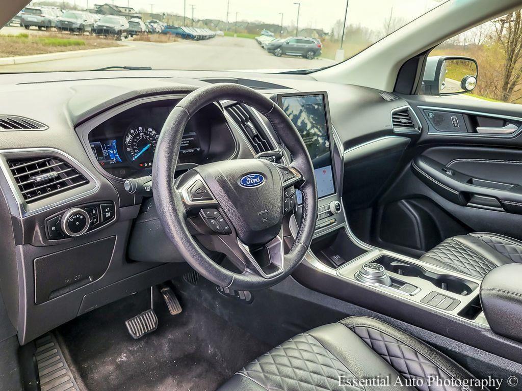 used 2024 Ford Edge car, priced at $27,768