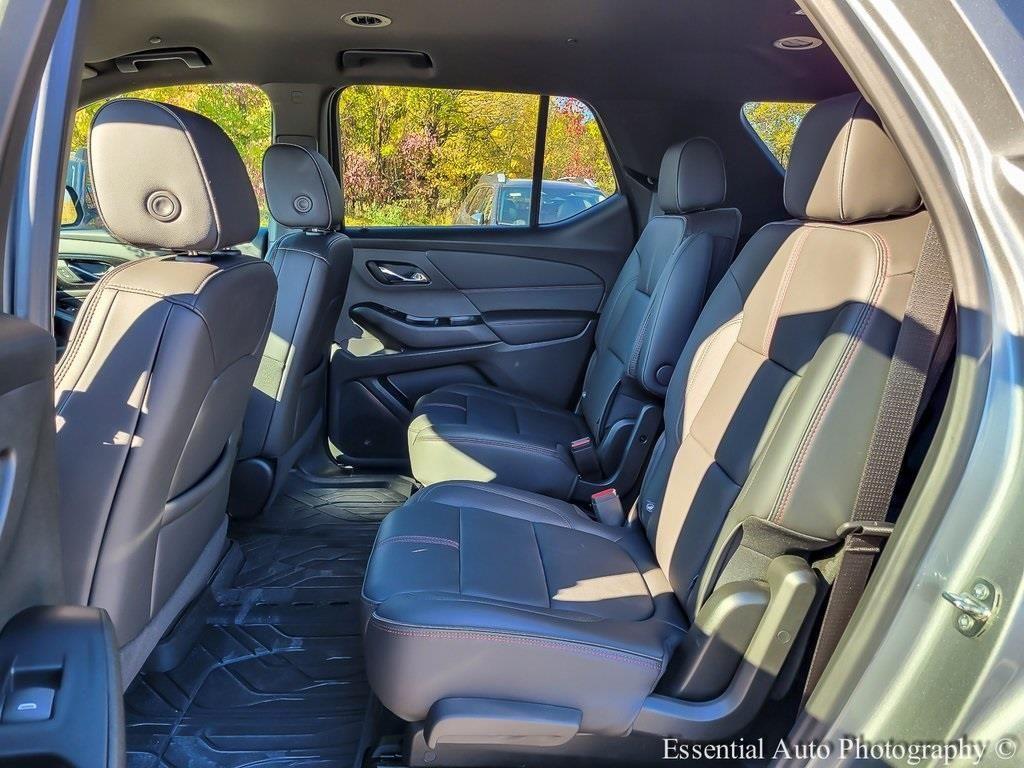 used 2023 Chevrolet Traverse car, priced at $33,000