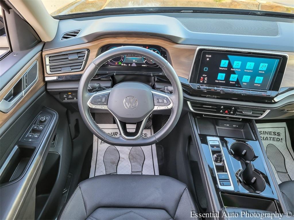 used 2024 Volkswagen Atlas car, priced at $28,500