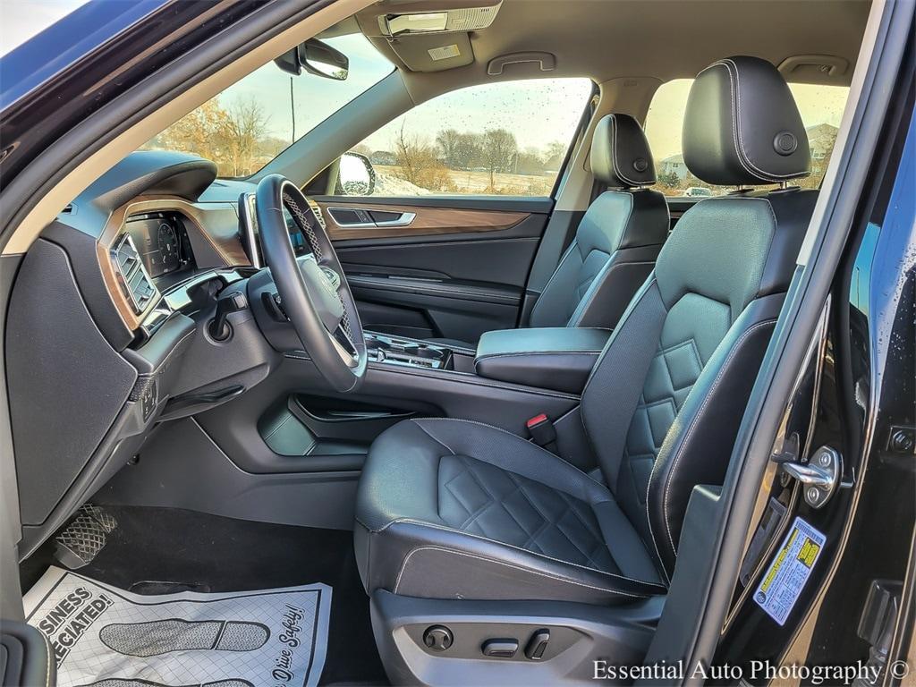 used 2024 Volkswagen Atlas car, priced at $28,500