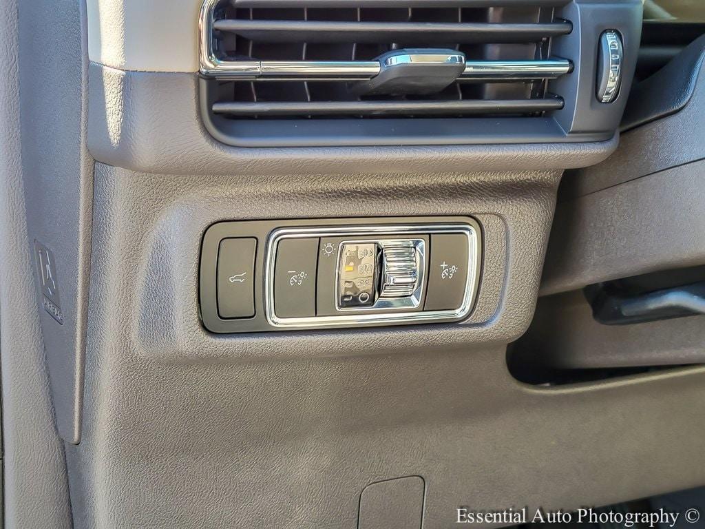 used 2023 Lincoln Corsair car, priced at $30,900