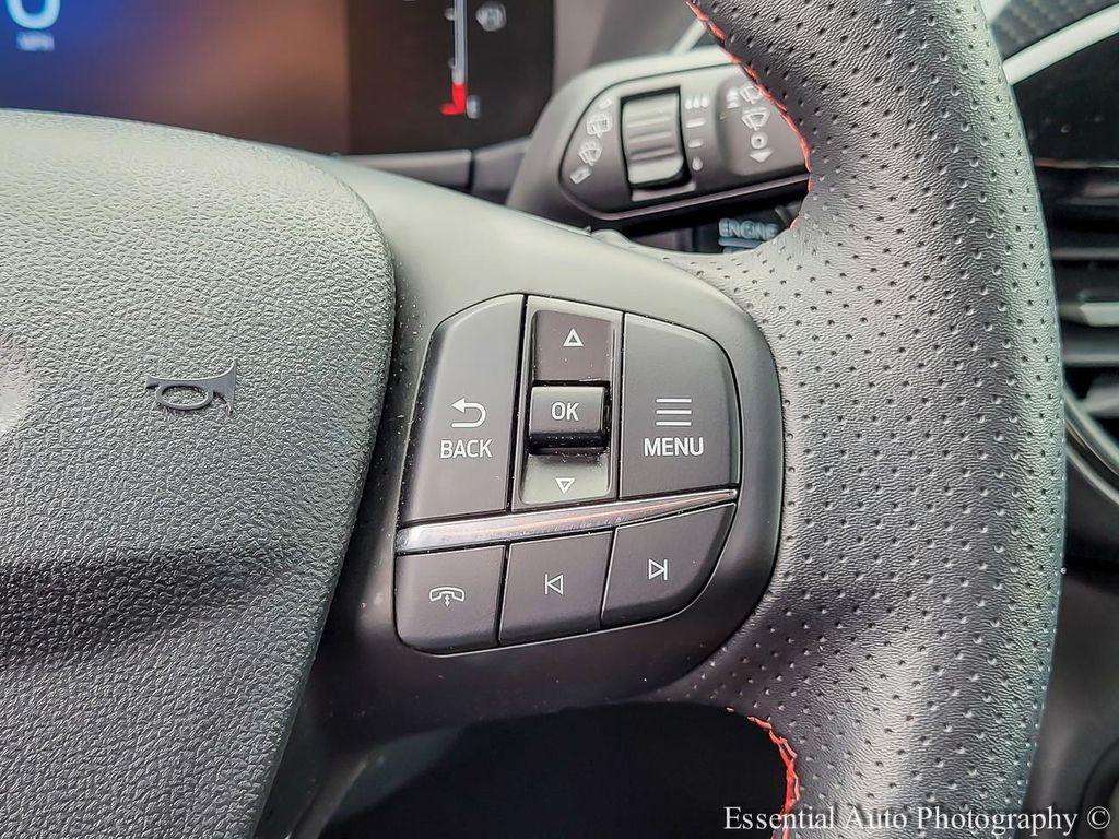 used 2025 Ford Escape car, priced at $25,700