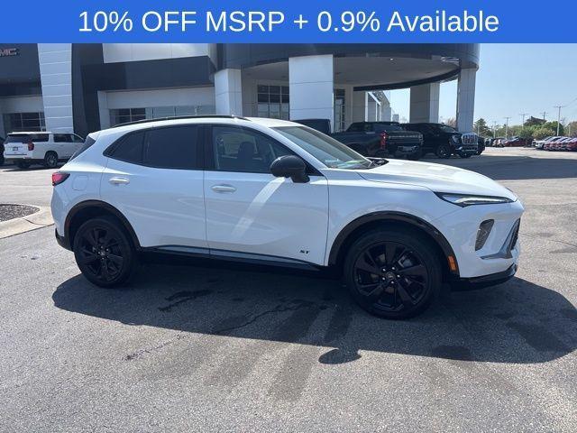 new 2025 Buick Envision car, priced at $38,351