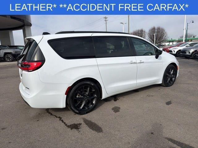 used 2025 Chrysler Pacifica car, priced at $33,100
