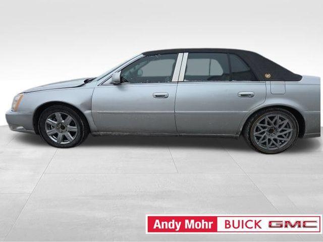 used 2010 Cadillac DTS car, priced at $3,158