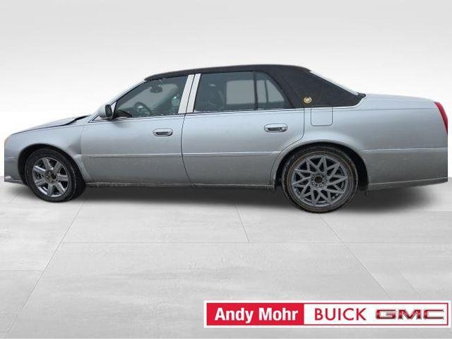 used 2010 Cadillac DTS car, priced at $3,158
