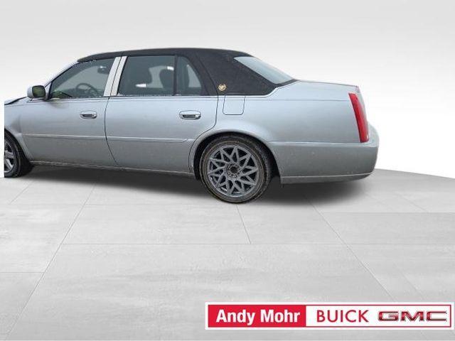 used 2010 Cadillac DTS car, priced at $3,158