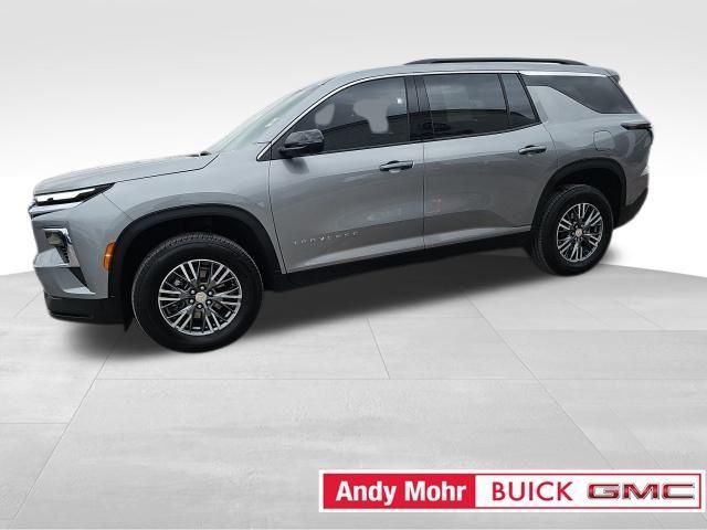 used 2024 Chevrolet Traverse car, priced at $32,899