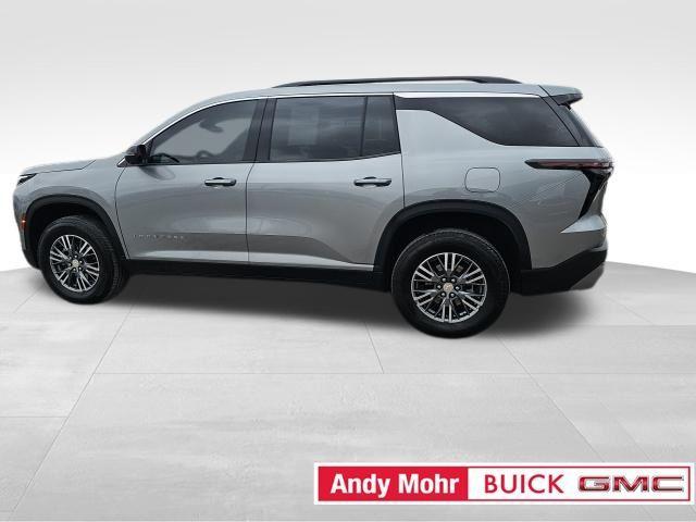 used 2024 Chevrolet Traverse car, priced at $32,899