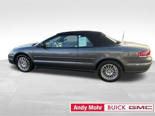 used 2005 Chrysler Sebring car, priced at $3,500