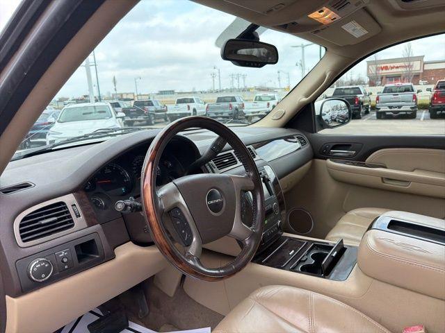 used 2009 GMC Yukon XL car, priced at $9,999