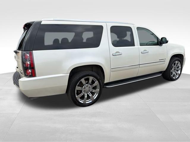 used 2009 GMC Yukon XL car, priced at $9,999