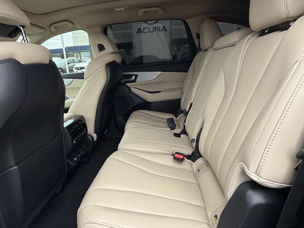 used 2026 Acura MDX car, priced at $51,590
