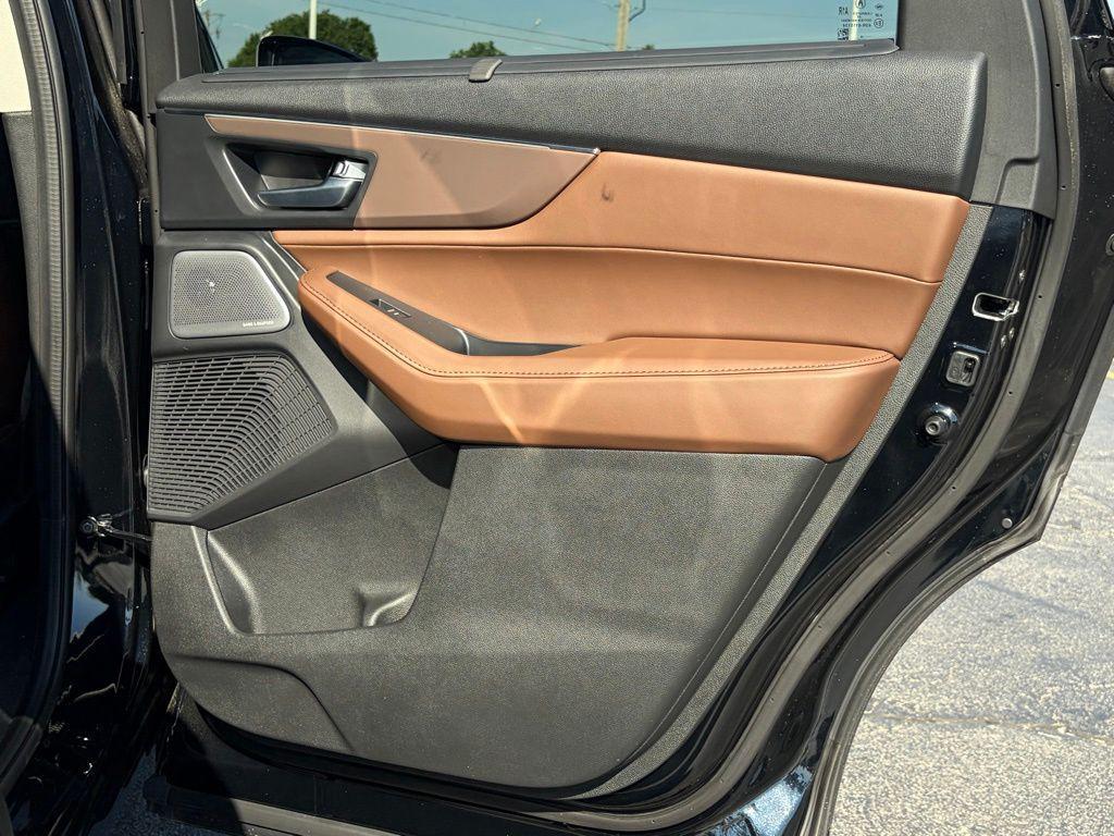 new 2026 Acura MDX car, priced at $61,827