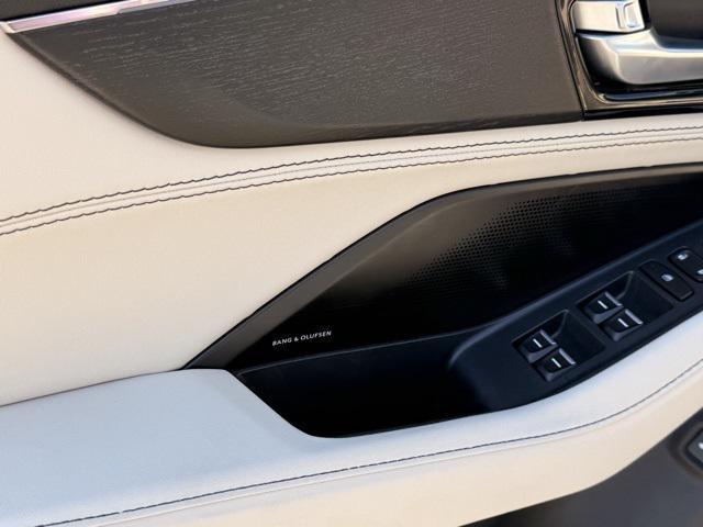 new 2026 Acura MDX car, priced at $77,800