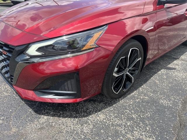 used 2023 Nissan Altima car, priced at $24,000