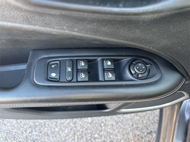 used 2019 Jeep Compass car, priced at $16,500