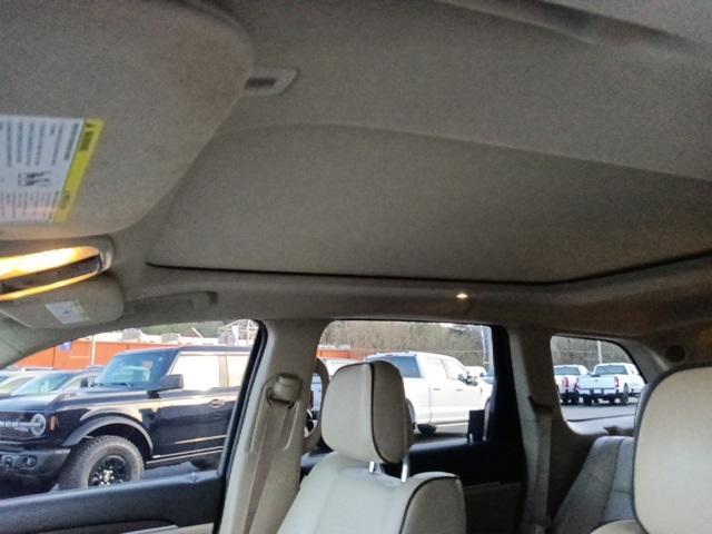 used 2017 Jeep Grand Cherokee car, priced at $14,262