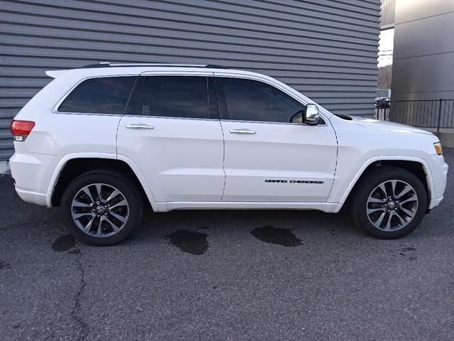 used 2017 Jeep Grand Cherokee car, priced at $14,262