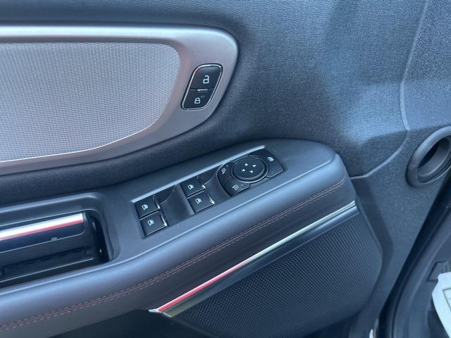 new 2025 Ford Expedition car, priced at $59,219