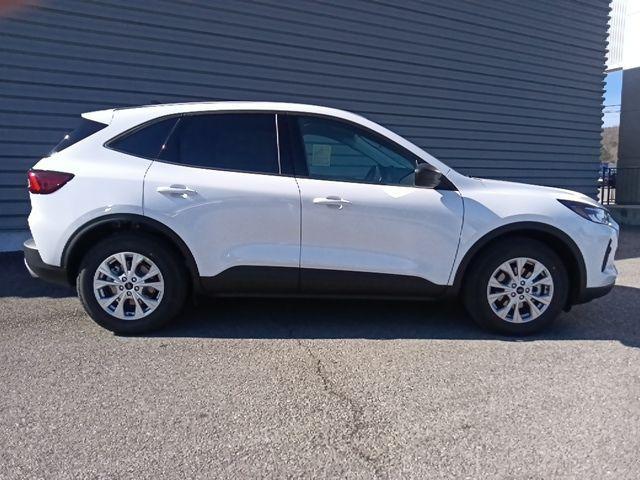 new 2026 Ford Escape car, priced at $33,385