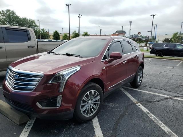 used 2017 Cadillac XT5 car, priced at $17,500