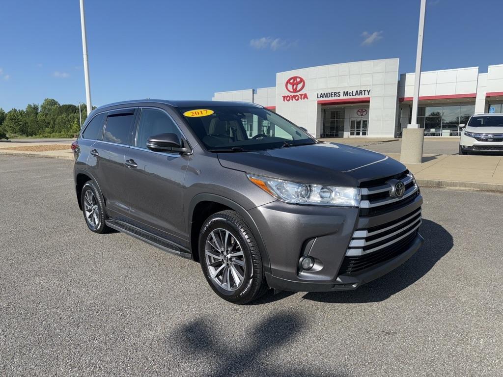used 2017 Toyota Highlander car, priced at $18,925
