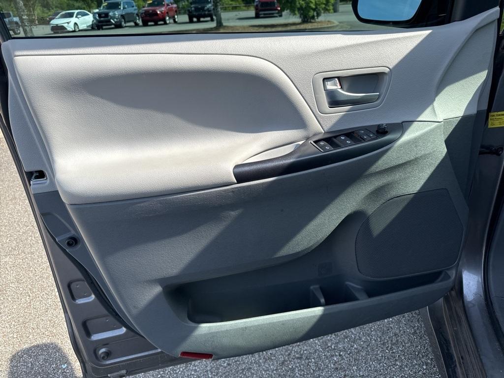 used 2020 Toyota Sienna car, priced at $26,722