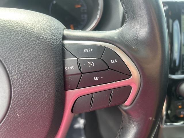 used 2021 Jeep Grand Cherokee car, priced at $22,637