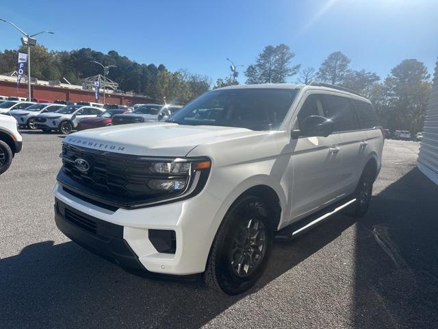 new 2025 Ford Expedition car, priced at $58,999