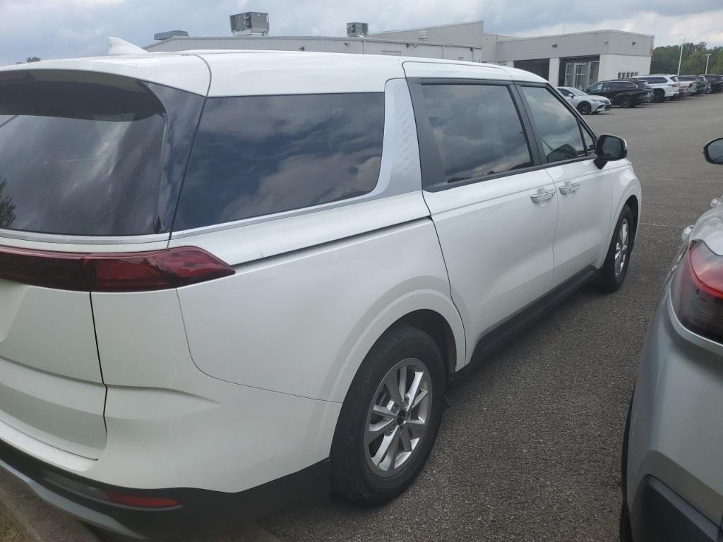 used 2022 Kia Carnival car, priced at $29,800