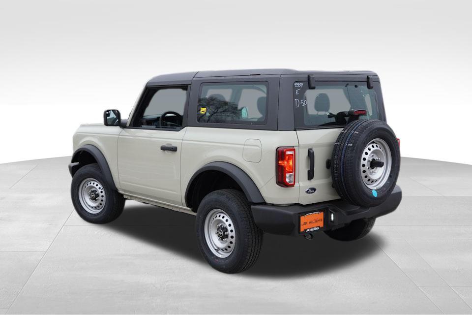 new 2025 Ford Bronco car, priced at $40,090