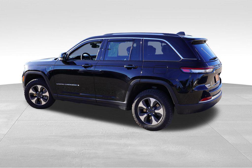 used 2022 Jeep Grand Cherokee 4xe car, priced at $22,882