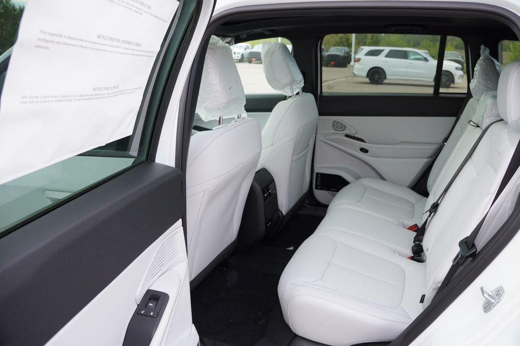 new 2026 Jeep Cherokee car, priced at $39,198