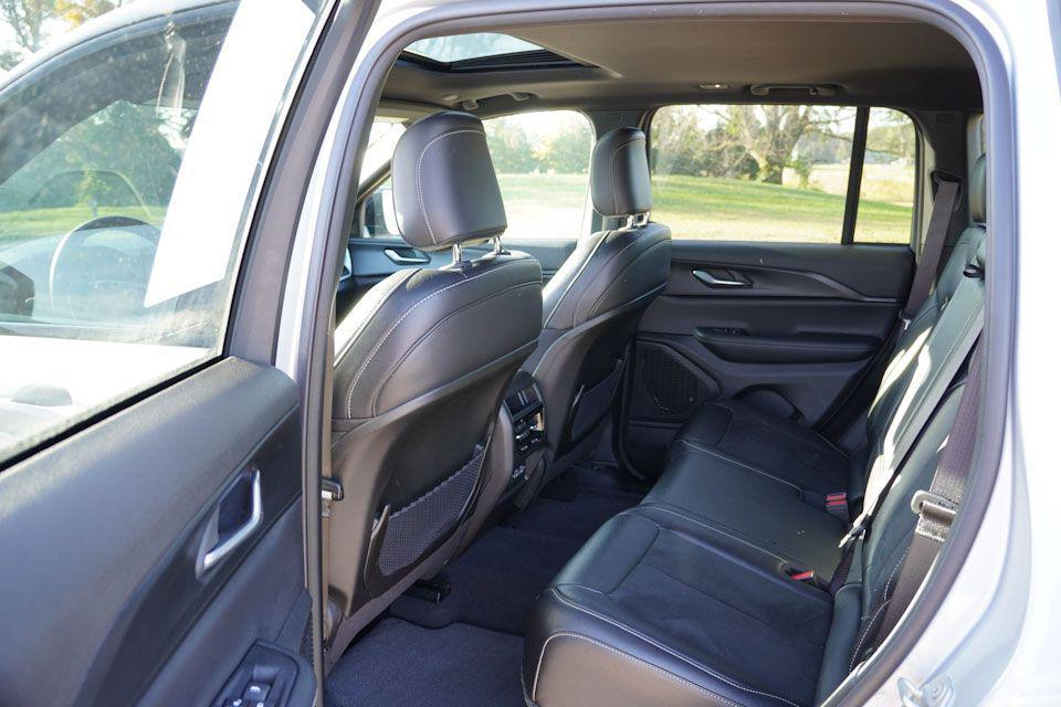 used 2024 Jeep Grand Cherokee car, priced at $30,969